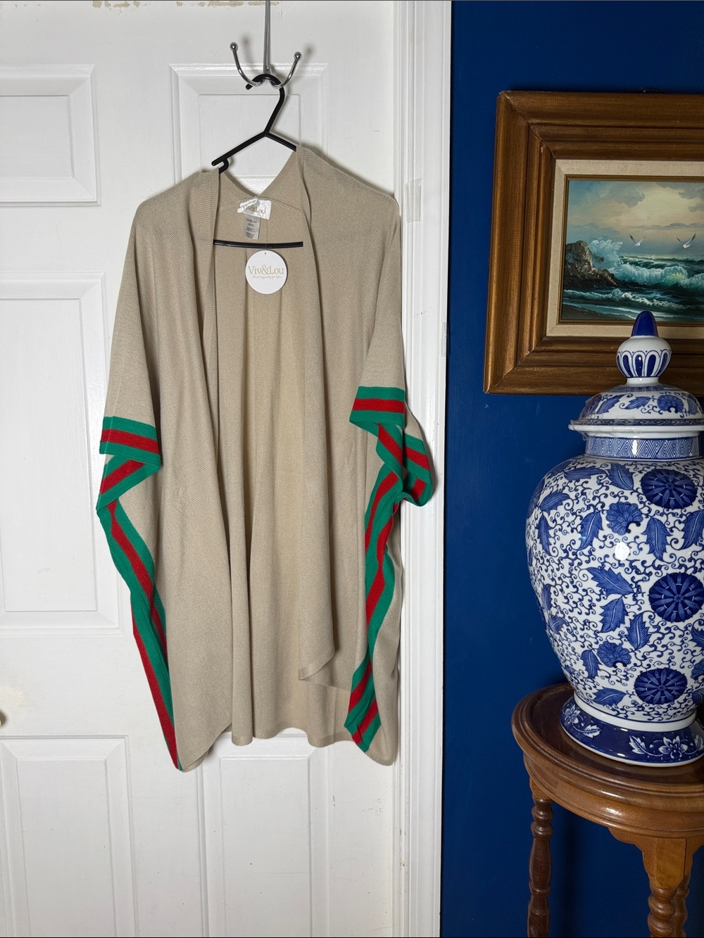 NWT Women’s Viv & Lou Creme Stripe Lindsey Top (Shawl) One Size Fits Most